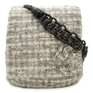 CHANEL Black Shoulder Bag